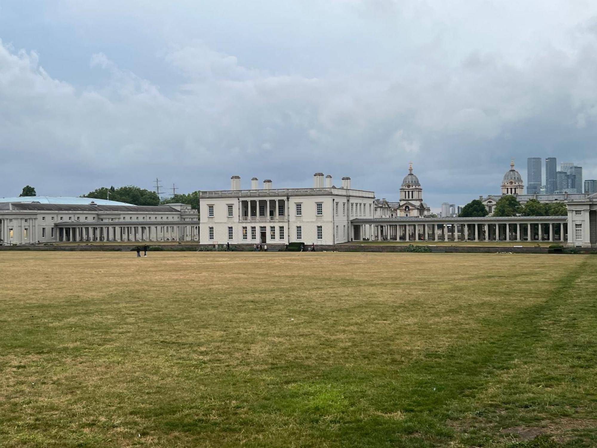 Gazde/Camere de închiriat Comfortable In A Luxurious With Parking In Blackheath