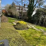Comfortable Room In A Luxurious Apt With Parking In Blackheath