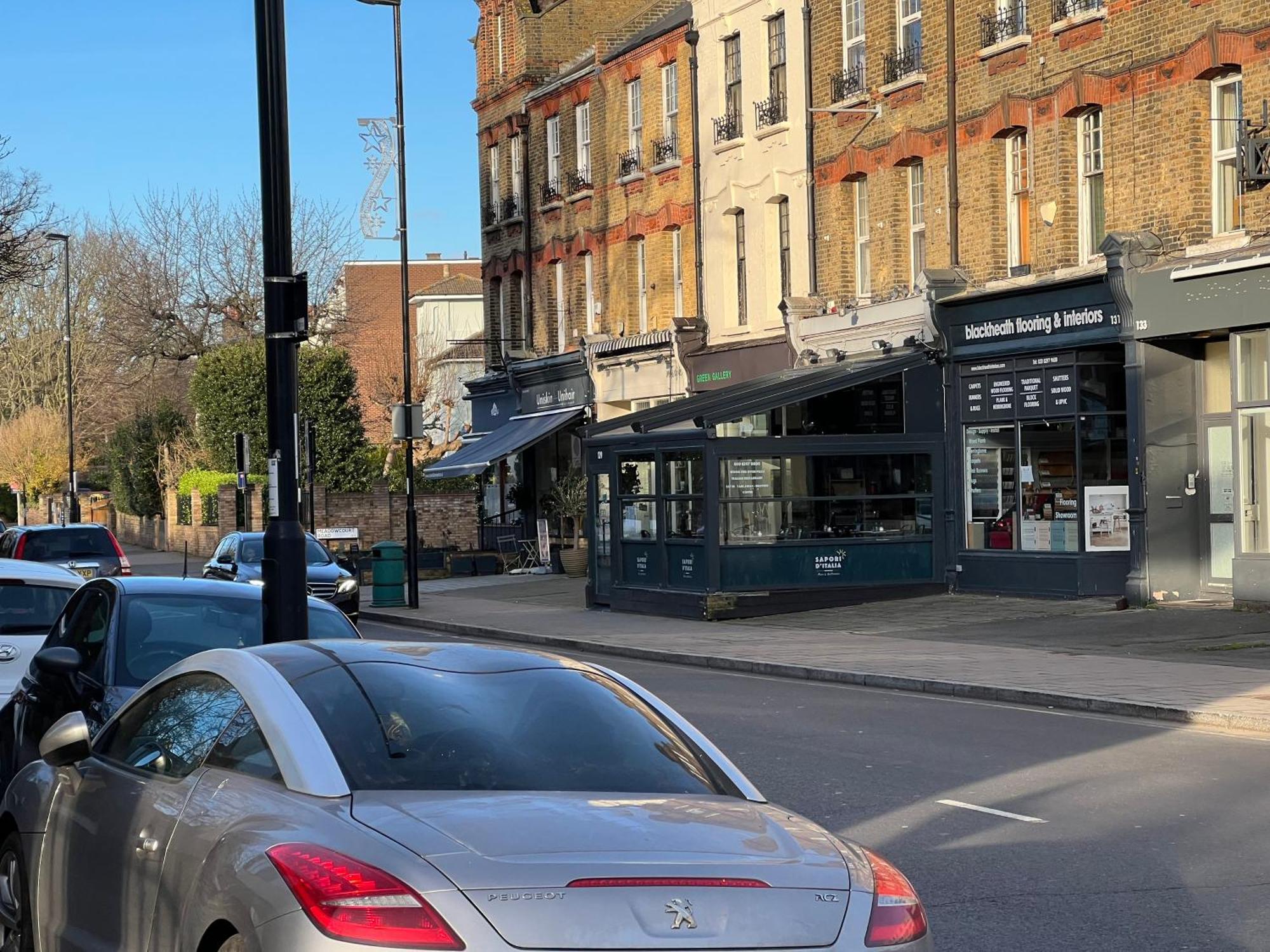 Comfortable In A Luxurious With Parking In Blackheath * Londra